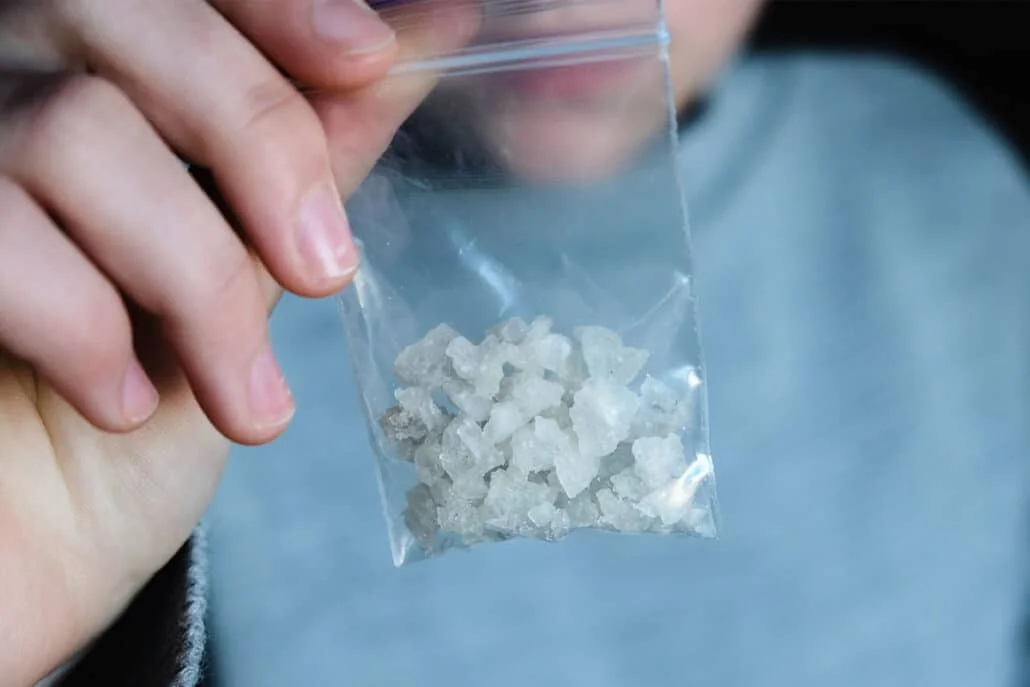 Amphetamine sulfate vs methamphetamine chemical comparison, potency and metabolism analysis